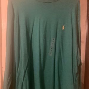 Men’s long sleeve T shirt